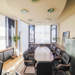 Trg Republike, luks renoviran petosoban stan,156m2