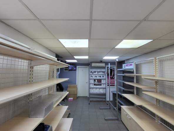 Prodaja lokala 27m2, na Lionu, kod Lipovog lada