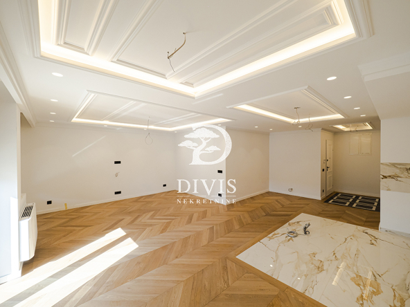 Prodajemo 3.0 stan, kod Hrama Svetog Save, Stojana Protića