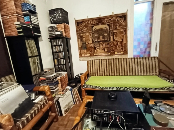 Dunavski kej, dvosoban stan u izvornom stanju 60m2