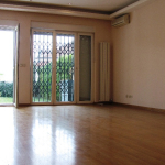 Prodajemo kuću na Dedinju, tri etaže, 215m2, 1ar 11 Prodajemo kuću na Dedinju, tri etaže, 215m2, 1ar