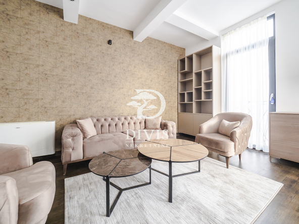 Prodajemo trosoban stan, 84m2, namešten i sa garažnim mestom, Senjak