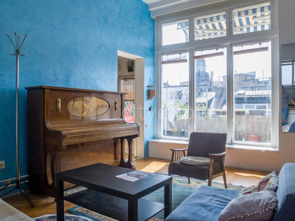 Prodajemo 5.0 stan u centru, Kosovska, 98m2, za renoviranje