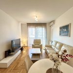 Dvoiposoban stan u kompleksu Paunov breg, 63m2