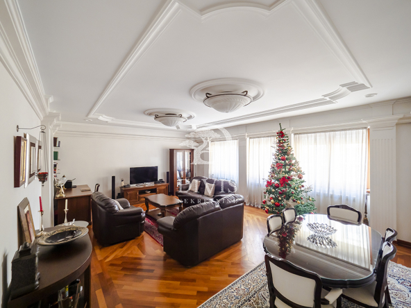 Izdajemo lux 3.0 salonski stan na Vračaru, 107m2