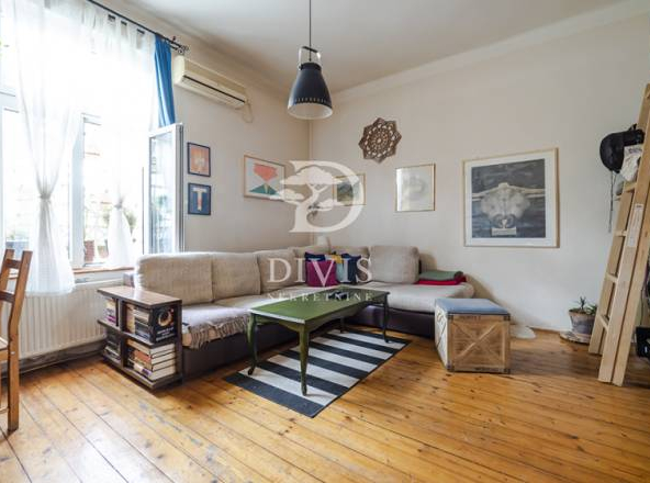 Jednoiposoban stan kod Botaničke bašte, Budimska, 49m2