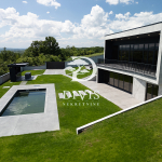 Prodajemo lux kuću sa bazenom na Kosmaju, 216m2, 14a placa