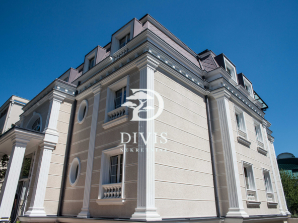 Lux stambeno poslovna kuća kod Belog dvora, 1400m2