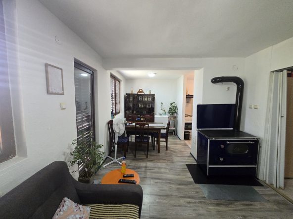 Prodaja kuće 96m2, PR+PTK, 96m2, na 9 ari placa