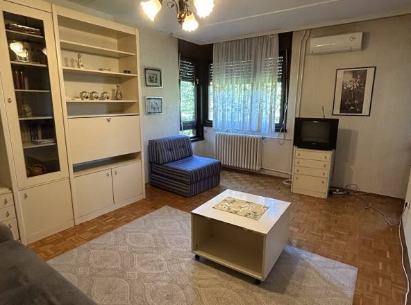 Izdajemo dvosoban stan u Višnjičkoj banji, 58m2