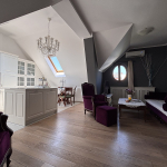 Senjanina Ive, Dorćol, renoviran 3.0 stan, 106m2