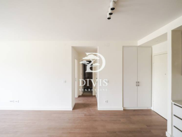 Prodajemo 2.0 stan, 59m2, BW Quartet 3