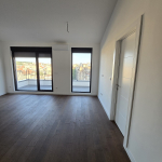 Nov, useljiv 4.0 penthaus kod Vuka, 92m2, garažno