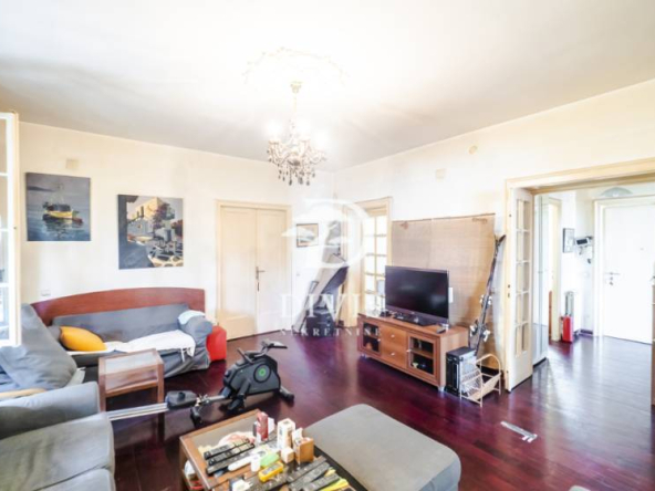 Prodajemo odličan 5.0 stan, 130m2, Strahinjića Bana, lift