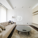 Izdajemo luksuzan 3.0 stan sa garažom, Dedinje, Koste Racina, zgrada sa bazenom