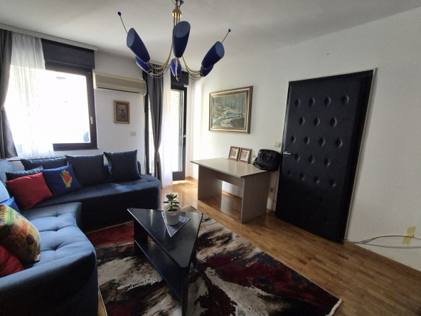 Renoviran 2.0 stan, Lazarevački drum Čukarica 55m2