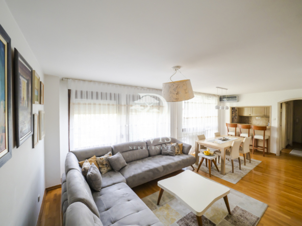 Prodajemo odličan 4.0 stan, Blok 34, Bulevar Zorana Đinđića, 98m2