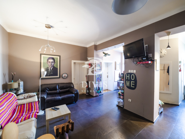 Elegantan 4.0 salonski stan u Nušićevoj ulici 81m2