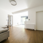 Izdajemo odličan 2.5 stan, kod Banjičke šume, 61m2