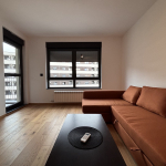 Pionir Palas, neuseljavan 2.0 stan sa garažom 60m2