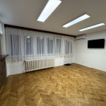 Izdajemo poslovni prostor od 53m2, I sprat, Mileševska ulica