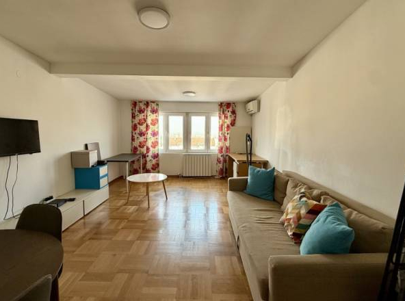 2.0 stan kod MUP-a, Palilula, dvorišno orijentisan