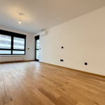 Pionir Palas, nov 2.0 stan, 58m2, useljiv, parking