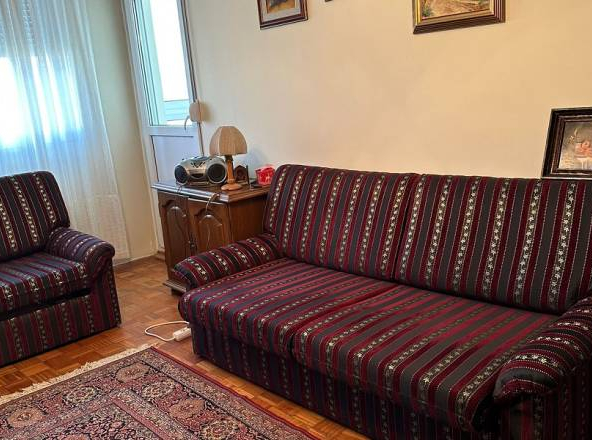 Izdajemo 2.0 stan u ulici Džona Kenedija, 64m2