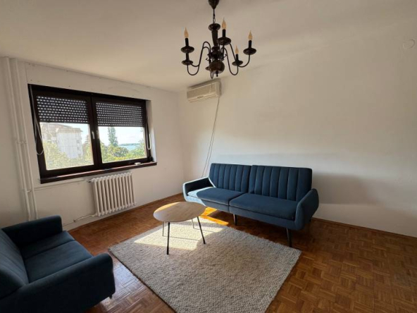 Namešten dvoiposoban stan na Dorćolu, kod Dunavskog keja, 75m2