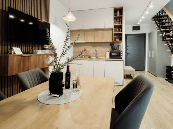 Lux 2.0 stan sa galerijom na Kopaoniku centar 48m2