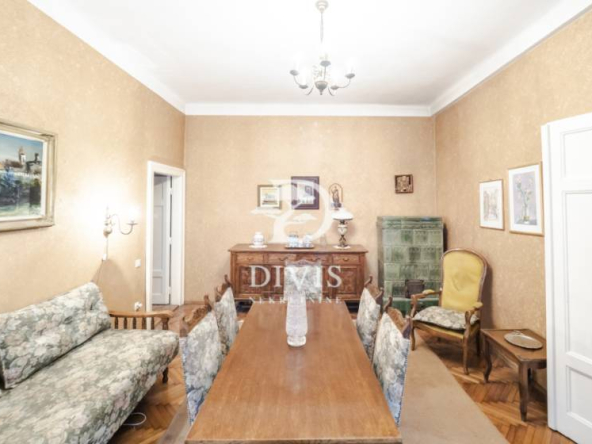 Prostran salonski stan od 103 m² u srcu Beograda, Svetozara Radića