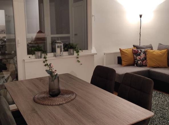 Renoviran 3.0 stan kod SC Olimp, Vjekoslava Kovača, 61m2