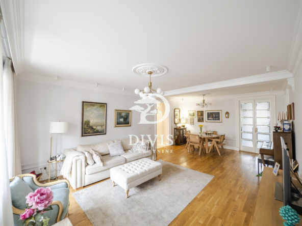 Moderan 4.0 stan na Lekinom brdu, 2 garažna, 100m2