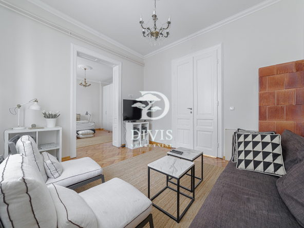 Krunska, Vračar, 3.0 salonac sa velikom terasom