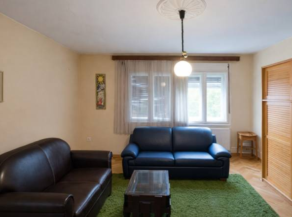 Trosoban stan u ulici Zmaja od Noćaja, Dorćol 94m2