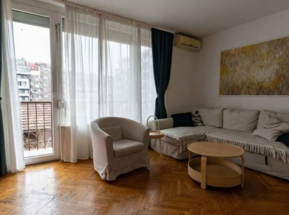 Vračar, Šumatovačka, 3.0 stan bez lifta, 64m2