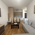 Dvosoban stan sa terasom i garažom u Mirijevu, 60m2