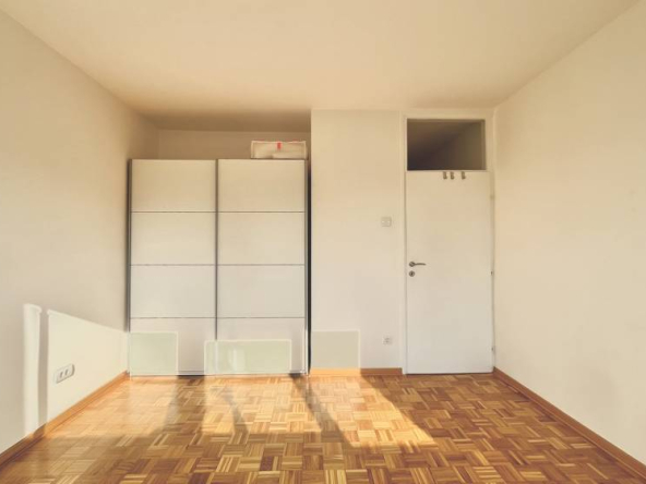 Stan za izdavanje na Banovom brdu u Požeškoj, 57m2