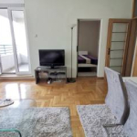 Izdaje se namešten 2.0 stan kod Arene, 57m2