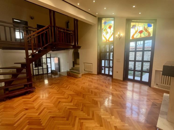 Porodična kuća za izdavanje na Lekinom brdu, 152m2