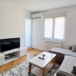 Izdaje se 1.5 stan na Zvezdari sa garažom, 36m2