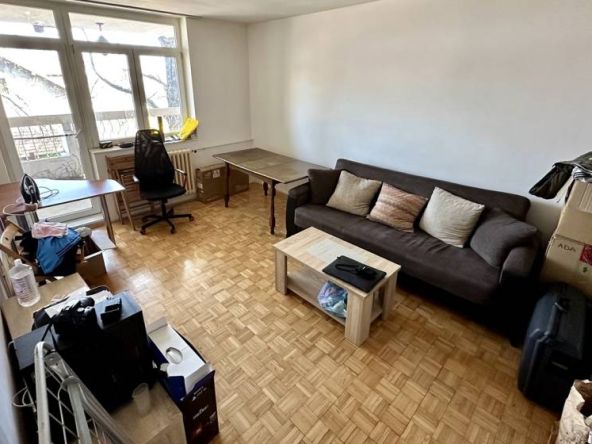 Dvosoban stan u Bojčinskoj ulici u Batajnici,50m2