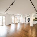4.0 stan sa dva garažna mesta, Stari grad 150m2