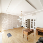 Renovirana kuća za stanovanje ili poslovni prostor, 450m2
