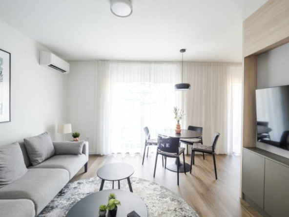 Prodaje se renoviran 2.5 stan na Vračaru, 60m2