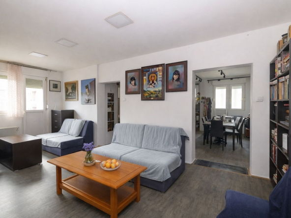 Komforan 2.0 stan na Karaburmi, kod TC BIG, 62m2