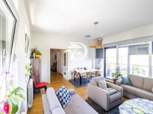 3.0 stan od 75 m² na Banovom brdu, sa parkingom