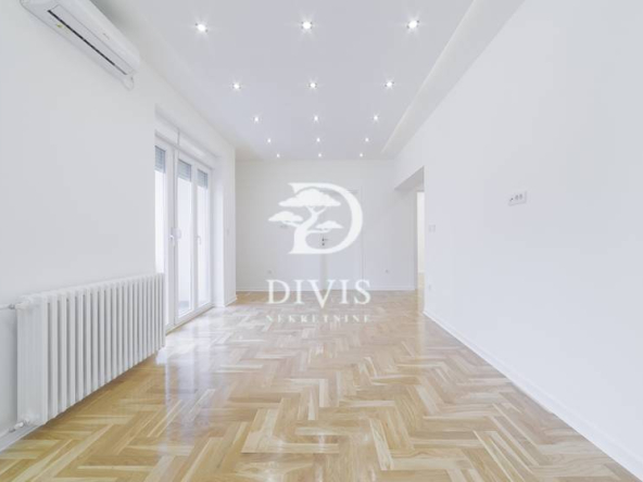 Renoviran 4.0 stan u blizini Tašmajdana, 80m2