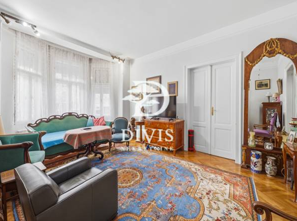Četvorosoban salonski stan kod Kalemegdana, 105m2