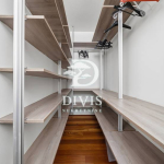 Luks kuća na Dedinju sa dve odvojene celine, 513m2
